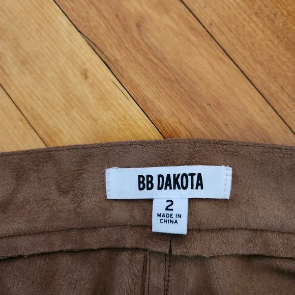 BB Dakota Faux Suede Mini Skirt - Picture 5 of 6